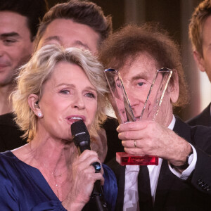 Sophie Davant, Alain Souchon - 35e cérémonie des Victoires de la musique à la Seine musicale de Boulogne-Billancourt, le 14 février 2020. © Cyril Moreau/Bestimage