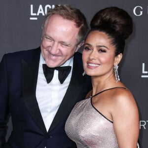 Francois-Henri Pinault et sa femme Salma Hayek Pinault au photocall de la soirée "2019 LACMA Art + Film Gala" au Los Angeles County Museum of Art. Los Angeles, le 2 novembre 2019.