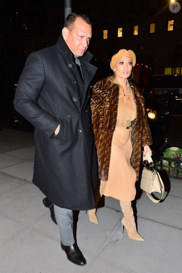 Jennifer Lopez et Alex Rodriguez sont allés diner an amoureux après la première du film Second Act à New York, le 11 décembre 2018.