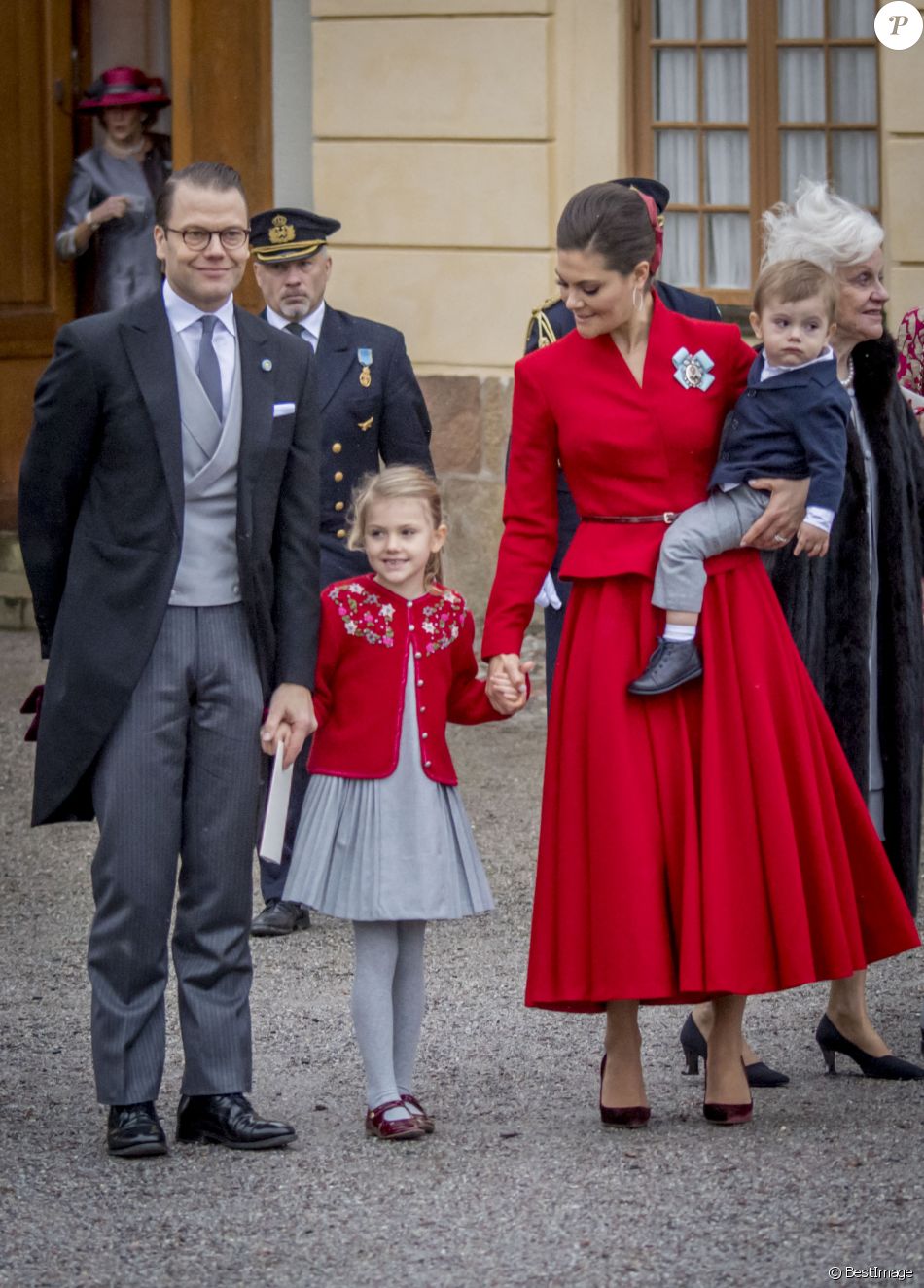 Le prince Daniel, La princesse Victoria de Suède et ses enfants la princesse Estelle et le prince Oscar - Baptême du prince Gabriel de Suède à la chapelle du palais Drottningholm à Stockholm le 1er décembre 2017.