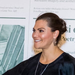 La princesse Victoria et le prince Daniel de Suède lors de l'inauguration de l'exposition "Giacometti, face à face" au Musée d'Art Moderne de Stockholm. Le 8 octobre 2020