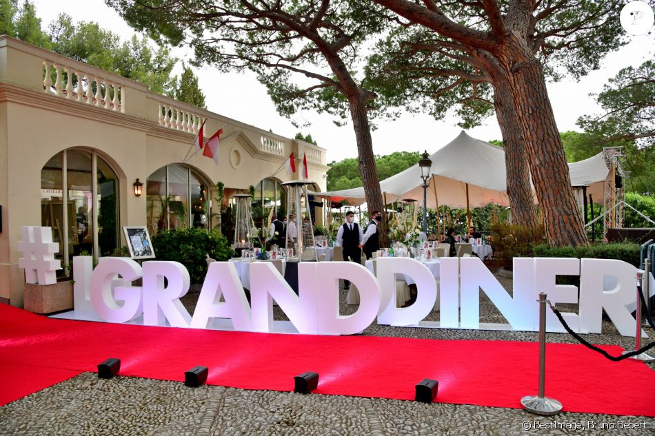 Exclusif - Illustration - Le Grand Dîner s'est installé à Monaco pendant le 78ème Grand Prix de Formule 1 au Castel Roc, l'établissement situé en face du palais princier, le 22 mai 2021. © Bruno Bebert/Bestimage