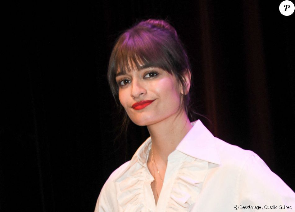 Clara Luciani - Cérémonie de clôture et remise de prix du Festival du film Francophone d'Angoulême. Le 2 septembre 2020. © Coadic Guirec / Bestimage