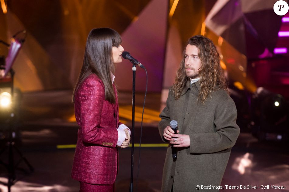 Exclusif - Clara Luciani et Julien Doré - Soirée "Secours Pop La Grande Soirée" au Cirque d'Hiver à Paris. © Tiziano Da Silva - Cyril Moreau / Bestimage