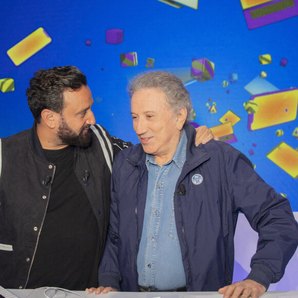 Exclusif - Cyril Hanouna, Michel Drucker - Enregistrement de l'émission TPMP (Touche pas à mon poste) diffusée en direct sur C8 le 27 mai 2021 © Jack Tribeca / Bestimage