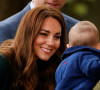 Catherine (Kate) Middleton, duchesse de Cambridge, rencontrent des enfants d'Edzell Nursery lors de leur visite au parc Starbank à Édimbourg, Ecosse, Royaume Uni, le 27 mai 2021