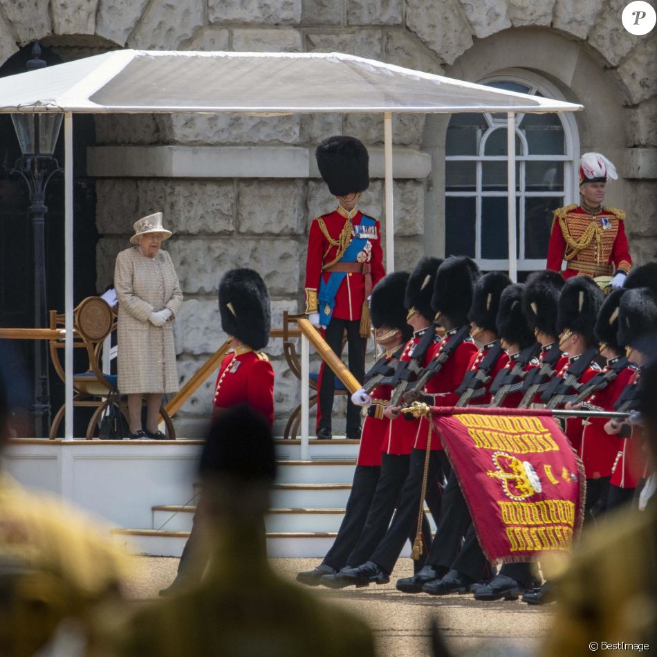 La reine Elisabeth II d'Angleterre - La parade Trooping the Colour 2019, célébrant le 93ème anniversaire de la reine Elisabeth II, au palais de Buckingham, Londres, le 8 juin 2019.