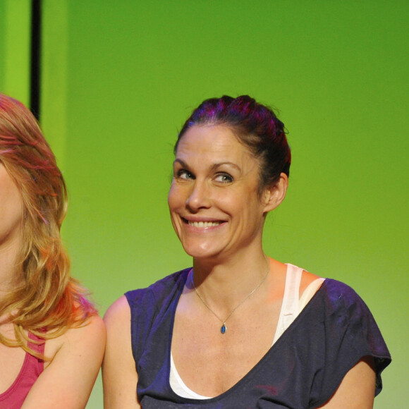 Astrid Veillon, Belen Lorenzo - Filage de la pièce "Ma première fois" au théâtre Michel. Paris. Le 18 janvier 2012.