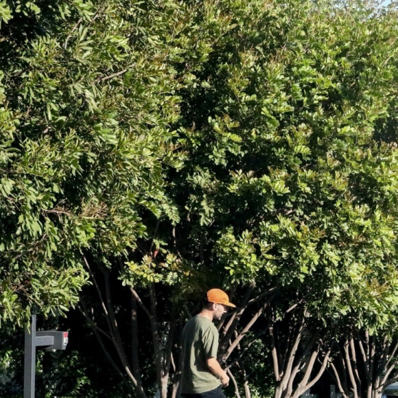 Jennifer Lopez arrive chez Ben Affleck à Pacific Palisades. Los Angeles, le 4 juin 2021.