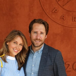 Ophélie Meunier (enceinte) et son mari Mathieu Vergne au village des Internationaux de France de Roland Garros à Paris le 9 juin 2021. © Dominique Jacovides / Bestimage