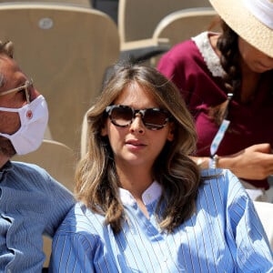 Ophélie Meunier (enceinte) et son mari Mathieu Vergne - People dans les tribunes des Internationaux de France de Tennis de Roland Garros à Paris. Le 9 juin 2021 © Dominique Jacovides / Bestimage