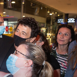 Patrick Bruel lors de l'avant -première du film "Villa Caprice" de Bernard Stora, au cinéma UGG Toison d'Or, à Bruxelles, à l'occasion de la réouverture des salles de cinémas en Belgique le 9 juin 2021.