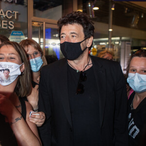Patrick Bruel lors de l'avant -première du film "Villa Caprice" de Bernard Stora, au cinéma UGG Toison d'Or, à Bruxelles, à l'occasion de la réouverture des salles de cinémas en Belgique le 9 juin 2021.