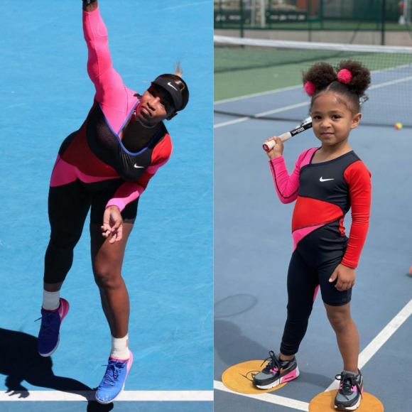 Serena Williams et sa fille Olympia, assorties en combinaison de tennis Nike !