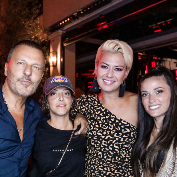 Jean Roch, Camille Lellouche, Katrina Patchett et Capucine Anav font la fête à la Gioia à Saint-Tropez. Eté 2020. © Arthur Wilhelm via Bestimage