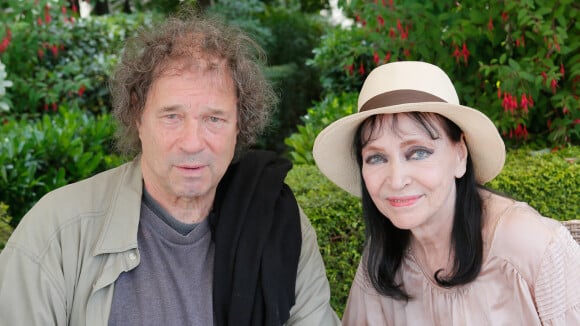 Dennis Berry : Mort du réalisateur et mari d'Anna Karina