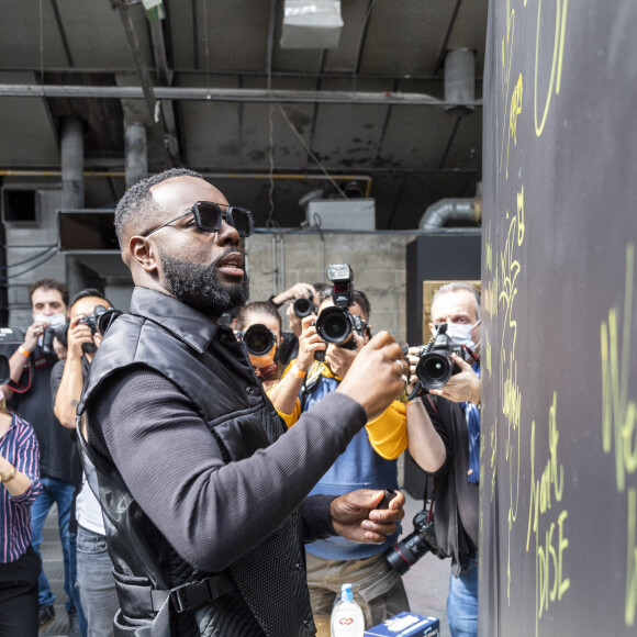 Gims (Gandhi Djuna) lors du lancement de la collection capsule Gims x Magnum à Paris le 27 mai 2021. © Perusseau / Bellak / Bestimage
