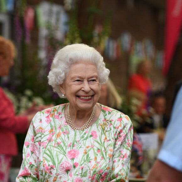 La reine Elisabeth II au Big Lunch Initiative en marge du sommet du G7 à Saint Ives le 11 juin 2021.