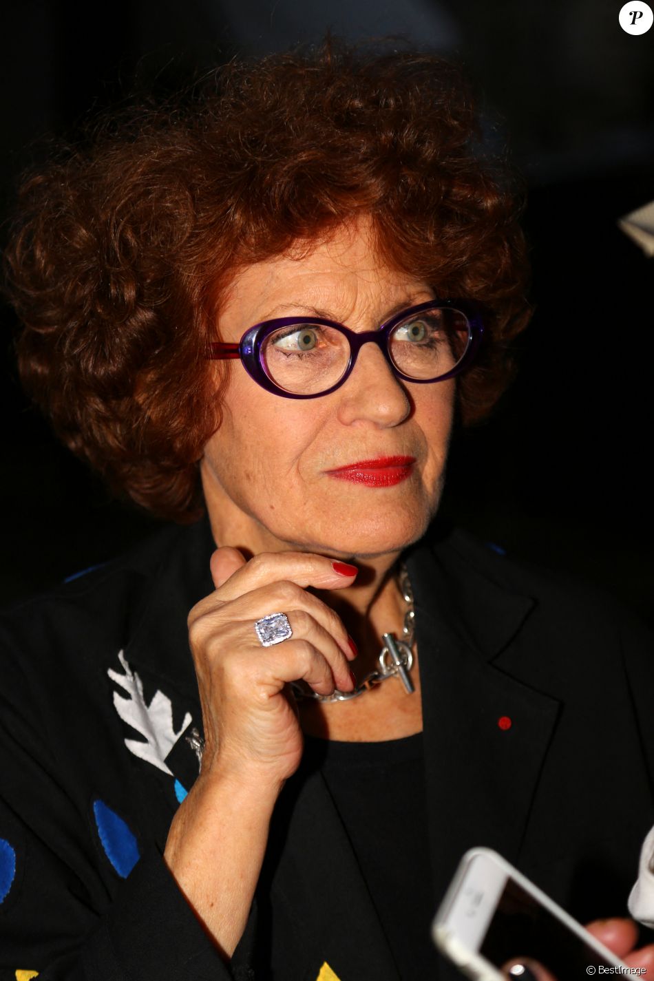 Exclusif - Andréa Ferréol - Hommage à Omar Sharif au cinéma Mac Mahon à Paris. Le 10 septembre 2015.