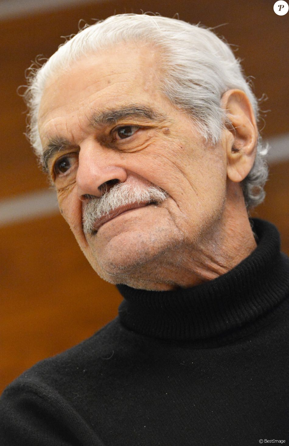 Omar Sharif lors de la conférence de presse pour la vente aux enchères de la "Federation fund's" à Moscou, le 28 novembre 2014.