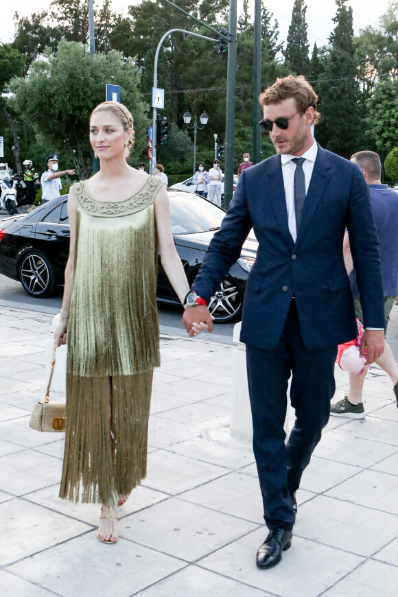 Beatrice Borromeo et son mari Pierre Casiraghi - Arrivées au défilé de mode Dior Cruise 2022 au stade Panathenaic à Athènes. Le 17 juin 2021 © Aristidis Vafeiadakis / Zuma Press / Bestimage