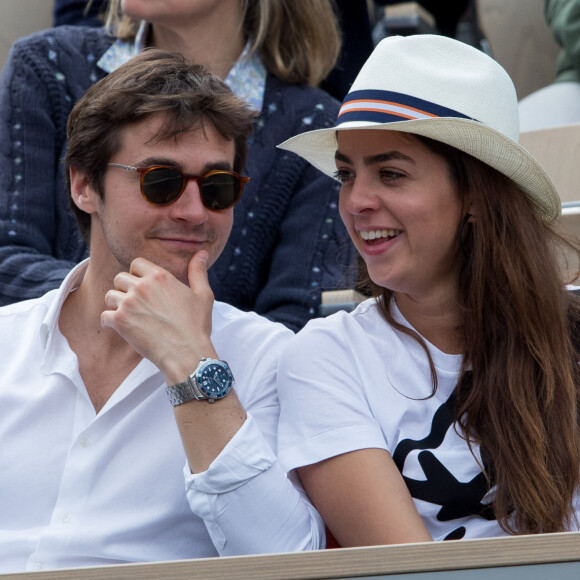 Anouchka Delon et son compagnon Julien Dereims - Célébrités dans les tribunes des internationaux de France de tennis de Roland Garros à Paris, France, le 8 juin 2019. © Jacovides / Moreau/Bestimage 