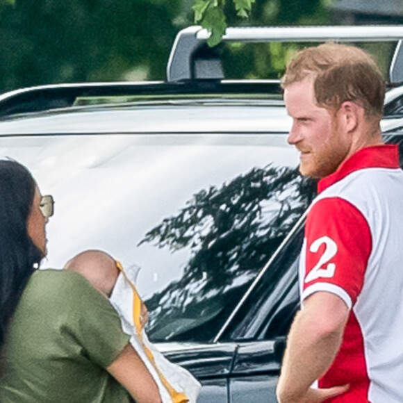 Le prince Harry, duc de Sussex, Meghan Markle, duchesse de Sussex et leur fils Archie Harrison Mountbatten-Windsor lors d'un match de polo de bienfaisance King Power Royal Charity Polo Day à Wokinghan, comté de Berkshire, Royaume Uni, le 10 juillet 2019.