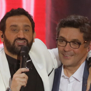 Exclusif - Cyril Hanouna, Thierry Moreau - Prime time en direct de l'émission "Touche pas à mon poste fait son Olympia !" à l'Olympia, Paris le 19 mai 2016. L'émission produite par H2O Productions était retransmise en direct sur D8. © CVS/Bestimage