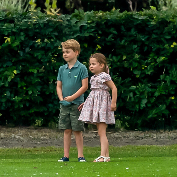 Le prince George de Cambridge et sa soeur la princesse Charlotte de Cambridge lors d'un match de polo de bienfaisance King Power Royal Charity Polo Day à Wokinghan, comté de Berkshire, Royaume Uni, le 10 juillet 2019.