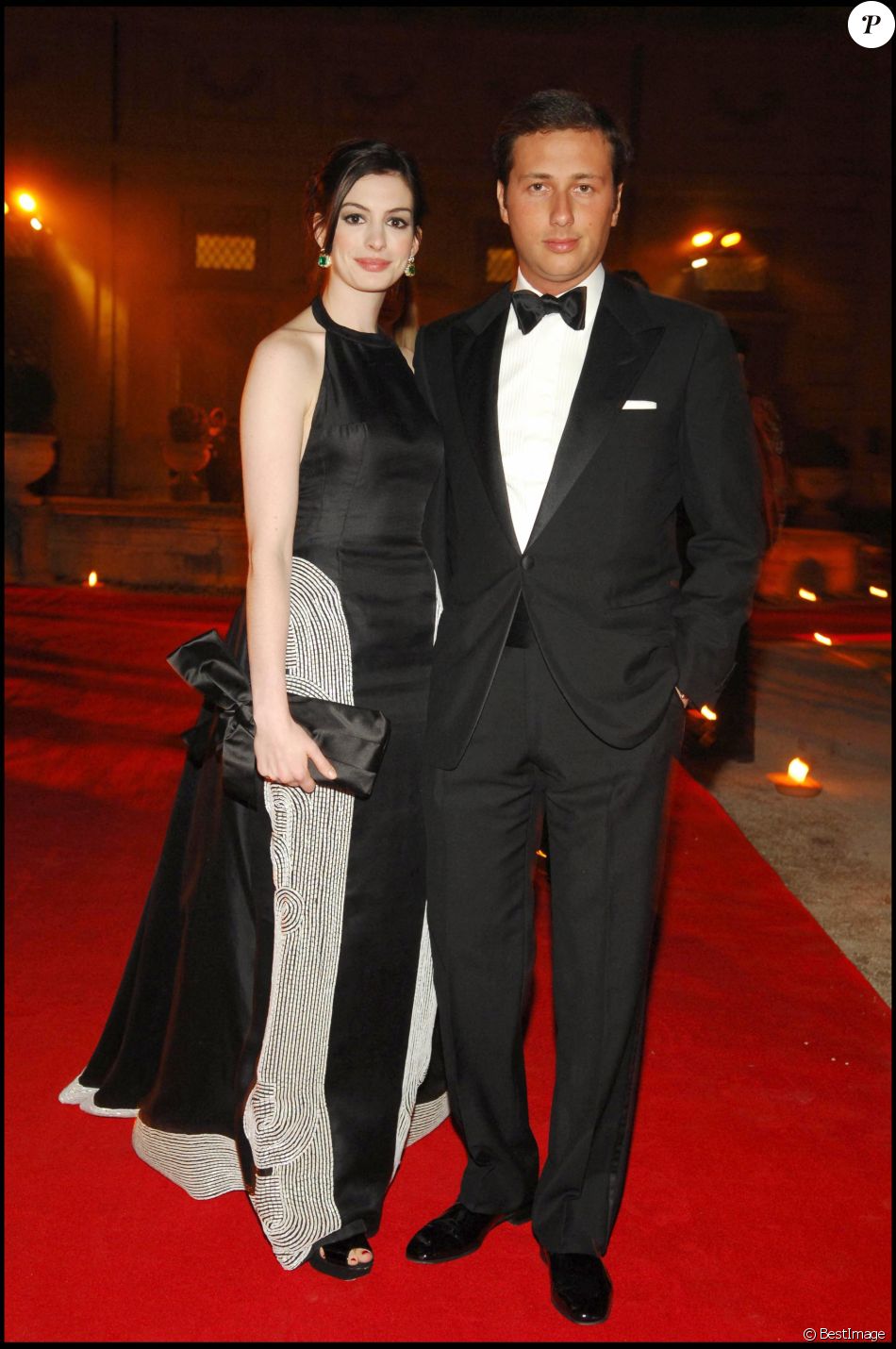 Raffaello Folliero et Anne Hathaway.