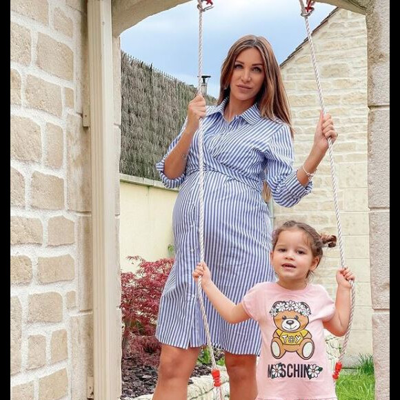 Julia Paredes avec sa fille Luna sur Instagram, mai 2021
