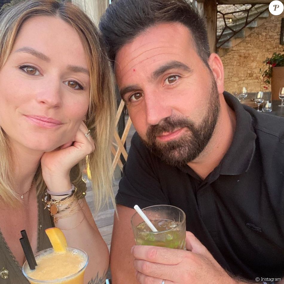 Laure et Matthieu de "Mariés au premier regard" en amoureux en Corse