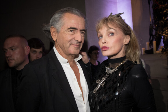 Arielle Dombasle et son mari Bernard-Henri Lévy (BHL) - Arielle Dombasle et Nicolas Ker en concert au Grand Palais à Paris © Cyril Moreau / Bestimage 