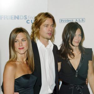 Jennifer Aniston, brad Pitt et Courteney Cox - Gala "Friends finding a cure" au Beverly Wilshire Hotel de Beverly Hills.