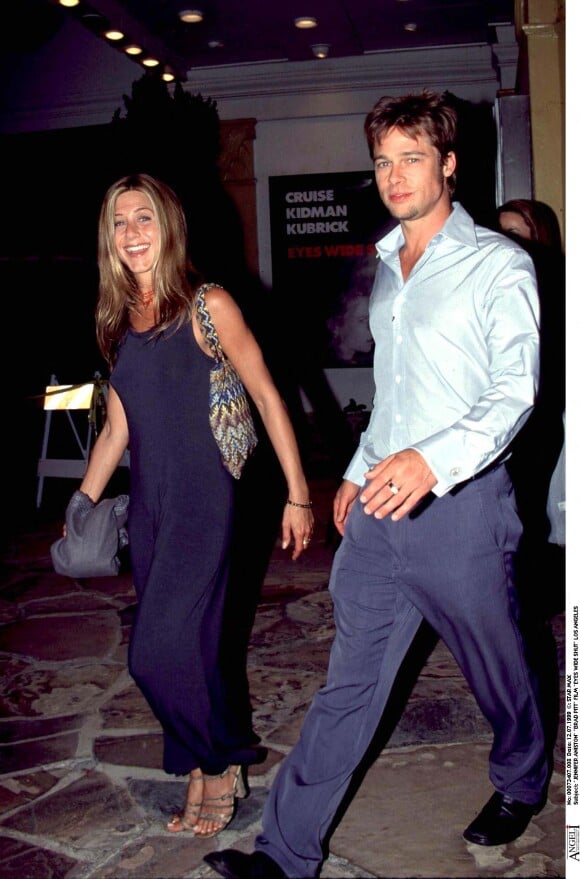 Jennifer Aniston et Brad Pitt - Première du film "Eyes Wide Shut" à Los Angeles.