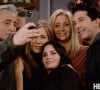 Jennifer Aniston, Courteney Cox, Lisa Kudrow, Matt LeBlanc, David Schwimmer et Matthew Perry dans l'épisode spécial "Friends : The Reunion ". Le 27 mai 2021.
