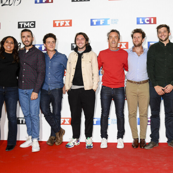 L'équipe de l'émission "Quotidien" : Salhia Brakhlia, Julien Bellver, Martin Weill, Etienne Carbonnier, Yann Barthès, Pablo Mira, Paul Larrouturou, Azzeddine Ahmed-Chaouch et Alison Wheeler - Soirée de rentrée de TF1 au Palais de Tokyo à Paris. © Pierre Perusseau/Bestimage