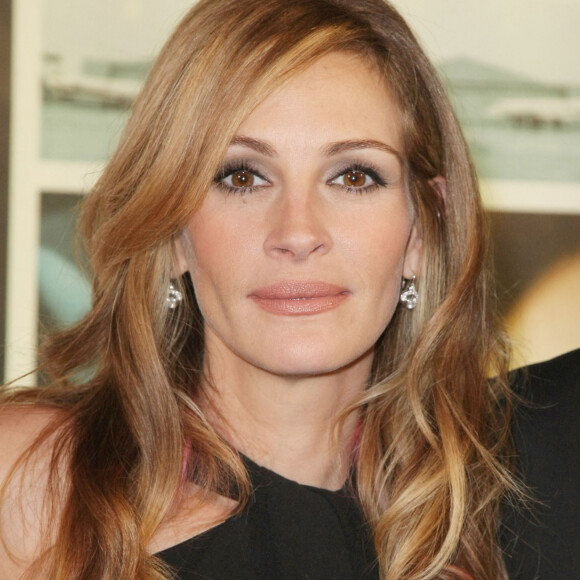 Julia Roberts - Archives