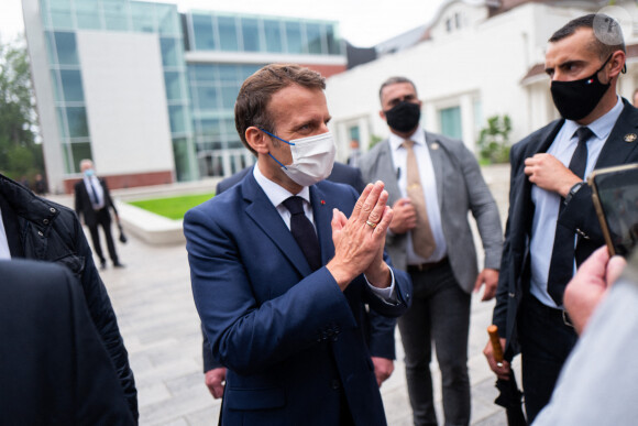 Emmanuel et Brigitte Macron vont voter pour le second tour des élections régionales et départementales au palais des Congrès au Touquet. Le 27 juin 2021. © Romain Gaillard / Pool / Bestimage