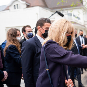 Emmanuel et Brigitte Macron vont voter pour le second tour des élections régionales et départementales au palais des Congrès au Touquet. Le 27 juin 2021. © Romain Gaillard / Pool / Bestimage