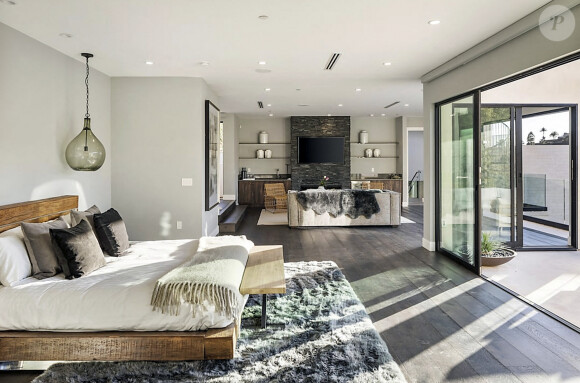 Brooklyn Beckham et sa fiancée Nicola Ann Peltz viennent d'acheter cette maison d'une valeur de 10,5 millions de dollars.