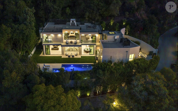 Brooklyn Beckham et sa fiancée Nicola Ann Peltz viennent d'acheter cette maison d'une valeur de 10,5 millions de dollars.
