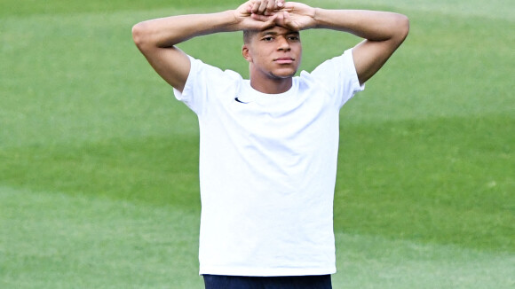 La France éliminée de l'Euro 2020, Kylian Mbappé "désolé pour ce penalty"