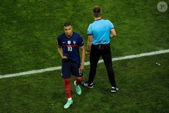 La France éliminée De L'Euro 2020, Kylian Mbappé "désolé Pour Ce ...