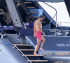Rafael Nadal passe du bon temps avec des amis sur un yacht à Formentera, le 26 juin 2021.