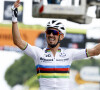 Le Français Julian Alaphilippe remporte la première étape du Tour de France à Landerneau, le 26 juin 2021.