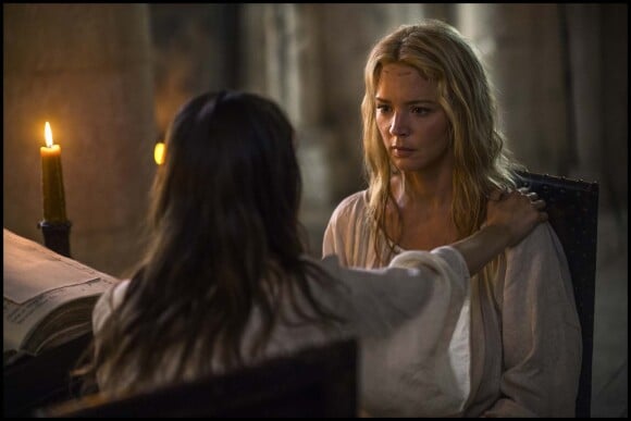 Virginie Efira dans le film "Benedetta", de Paul Verhoeven. En France le 9 juillet 2021.