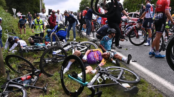 Chute au Tour de France : la direction prend une décision forte à l'encontre de la responsable