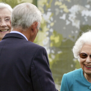 La reine Elisabeth II d'Angleterre, de retour d'Ecosse après la Holyrood Week, assiste à la course hippique "Royal Windsor Horse Show", le 1er juillet 2021 à Windsor. 