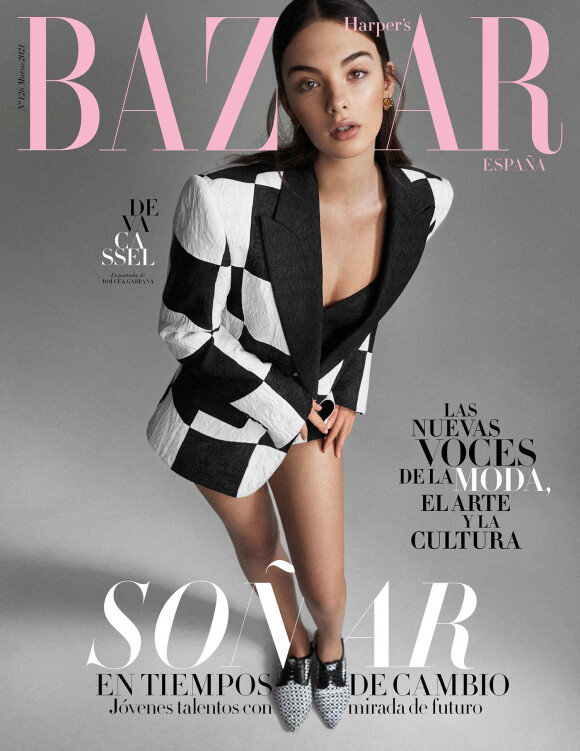 Deva Cassel pose pour la couverture du magazine Harper's BAZAAR Espagne 